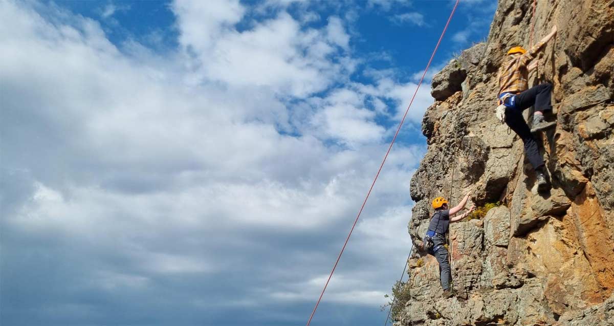 Climbing – Natural Surfaces – Lead – Multi Pitch